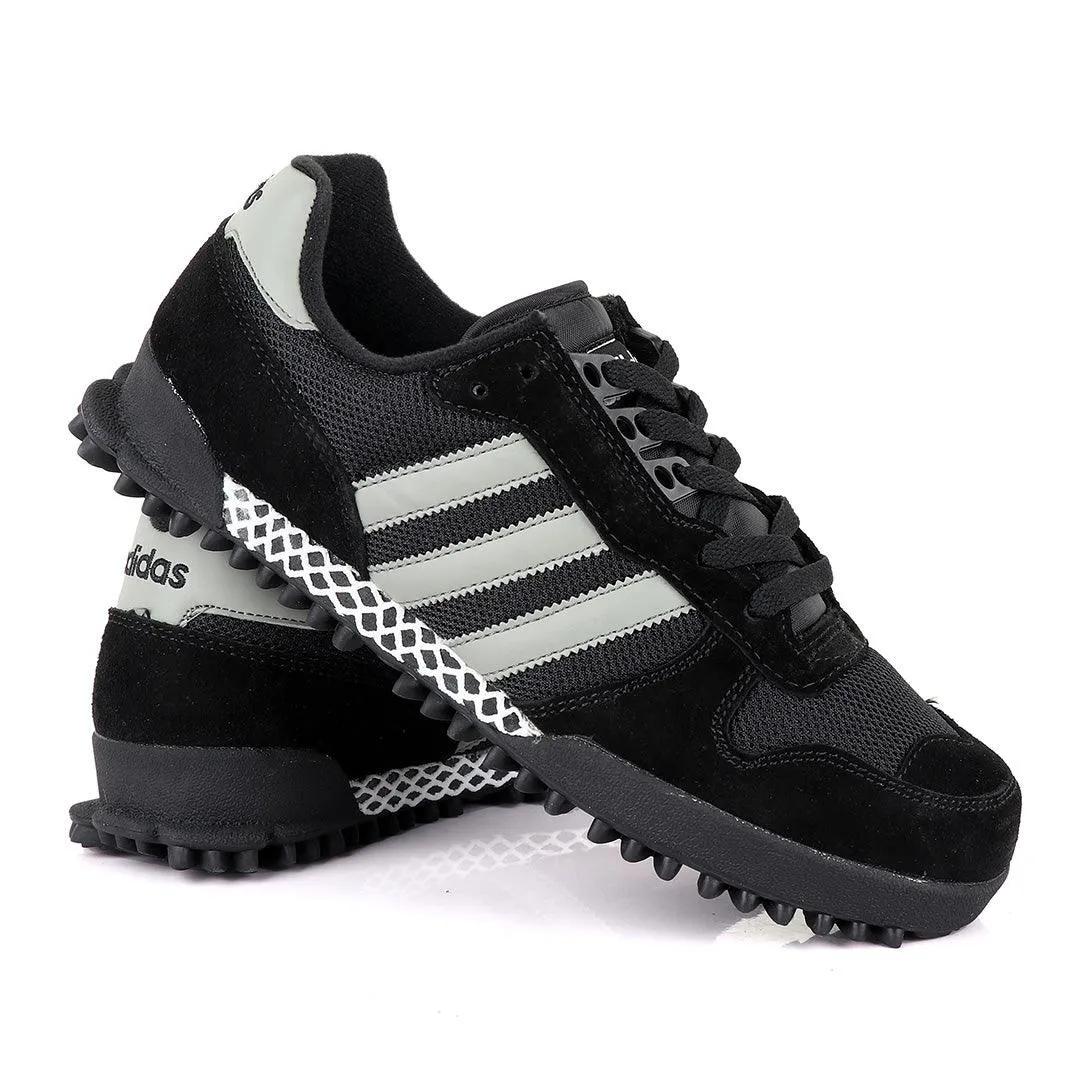 Ad Simplified Fabric Black and White Sneakers