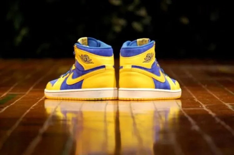 Air Jordan 1 Retro High OG Laney Sneakers, Yellow