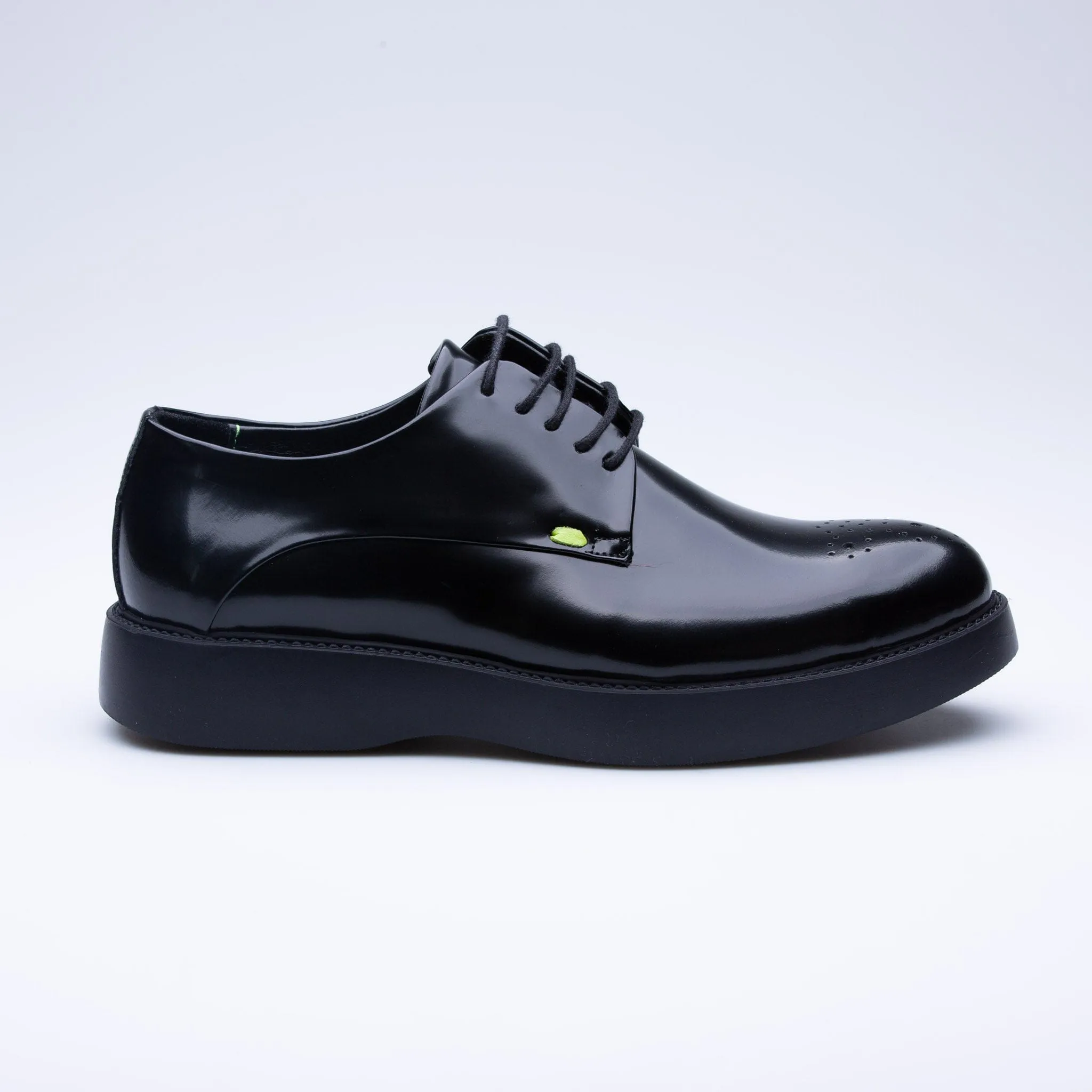 Black Romeo Classic Shoes