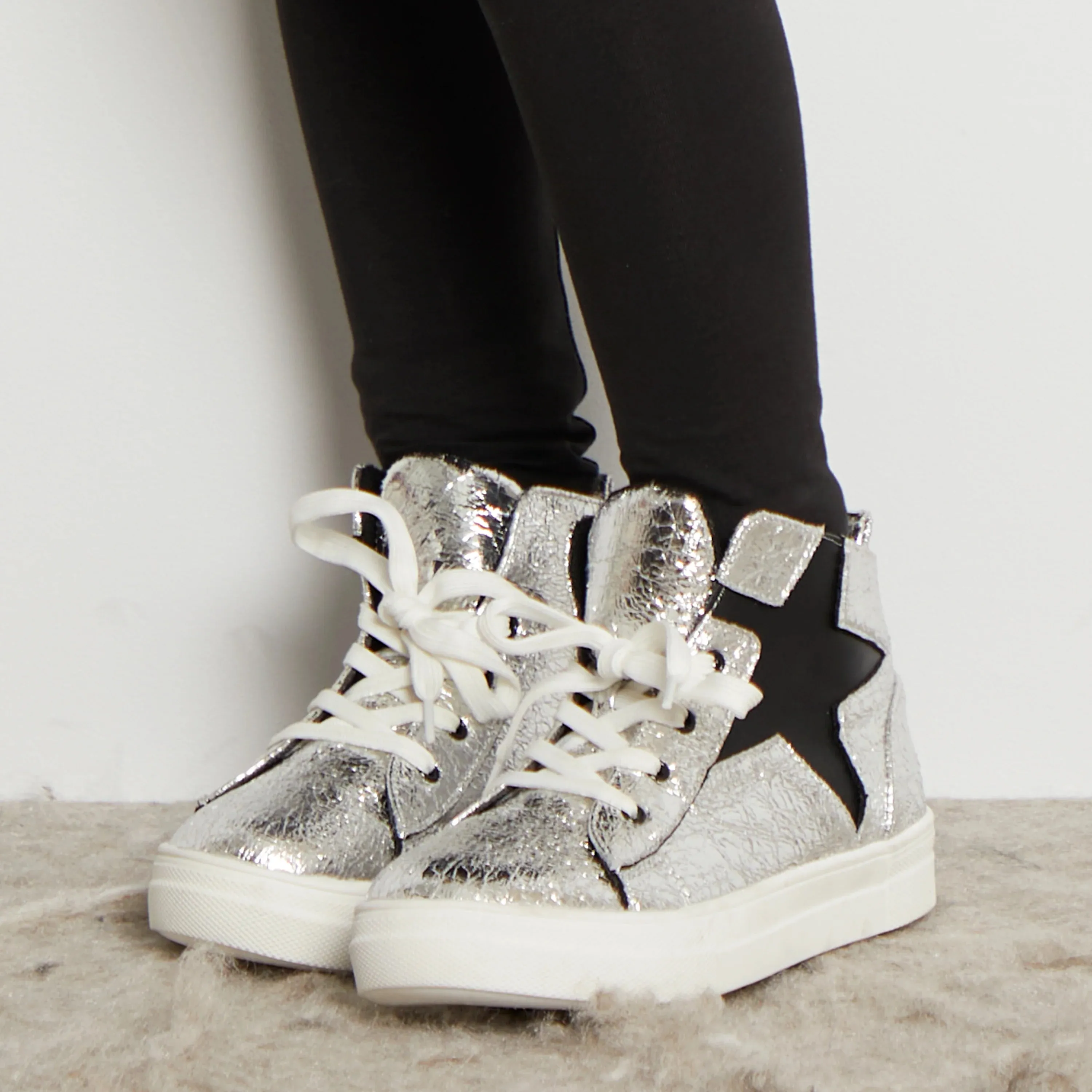 Crackle Star Hightop