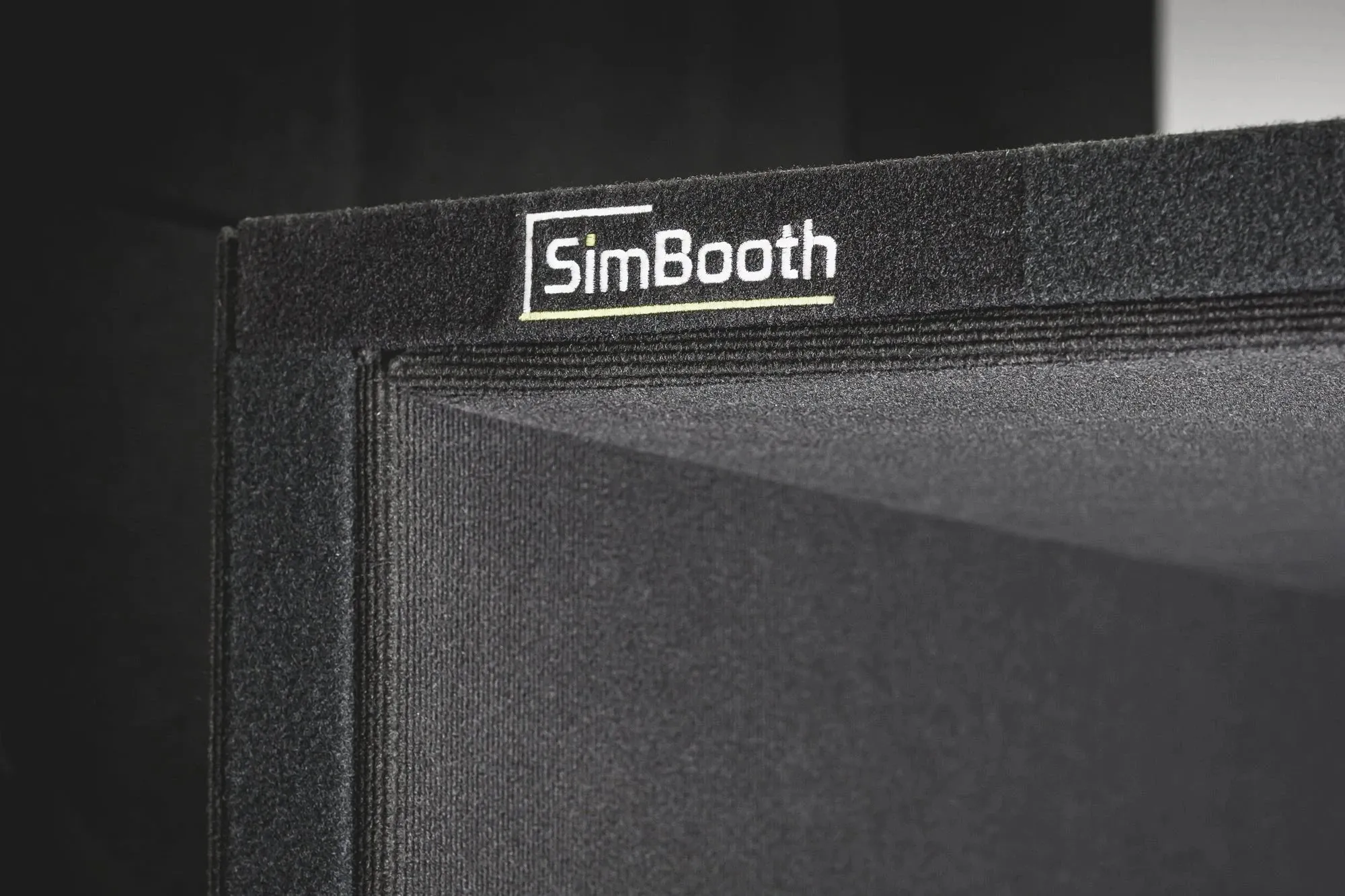 High End Home Golf Simulator Bays and Enclosures for Indoor Golf from SimBooth