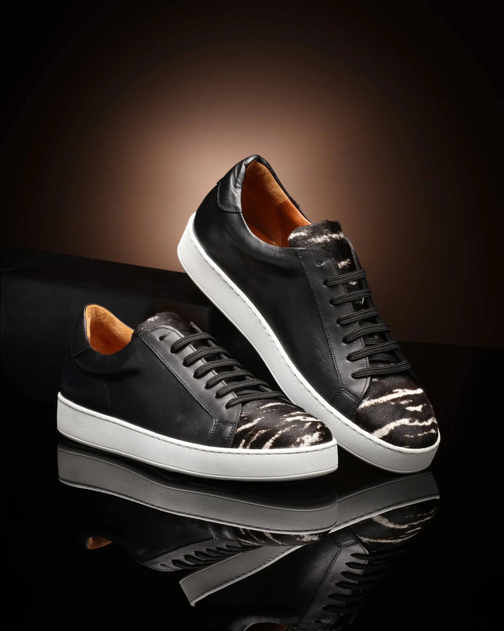 Martin Low Sneakers - Black & White