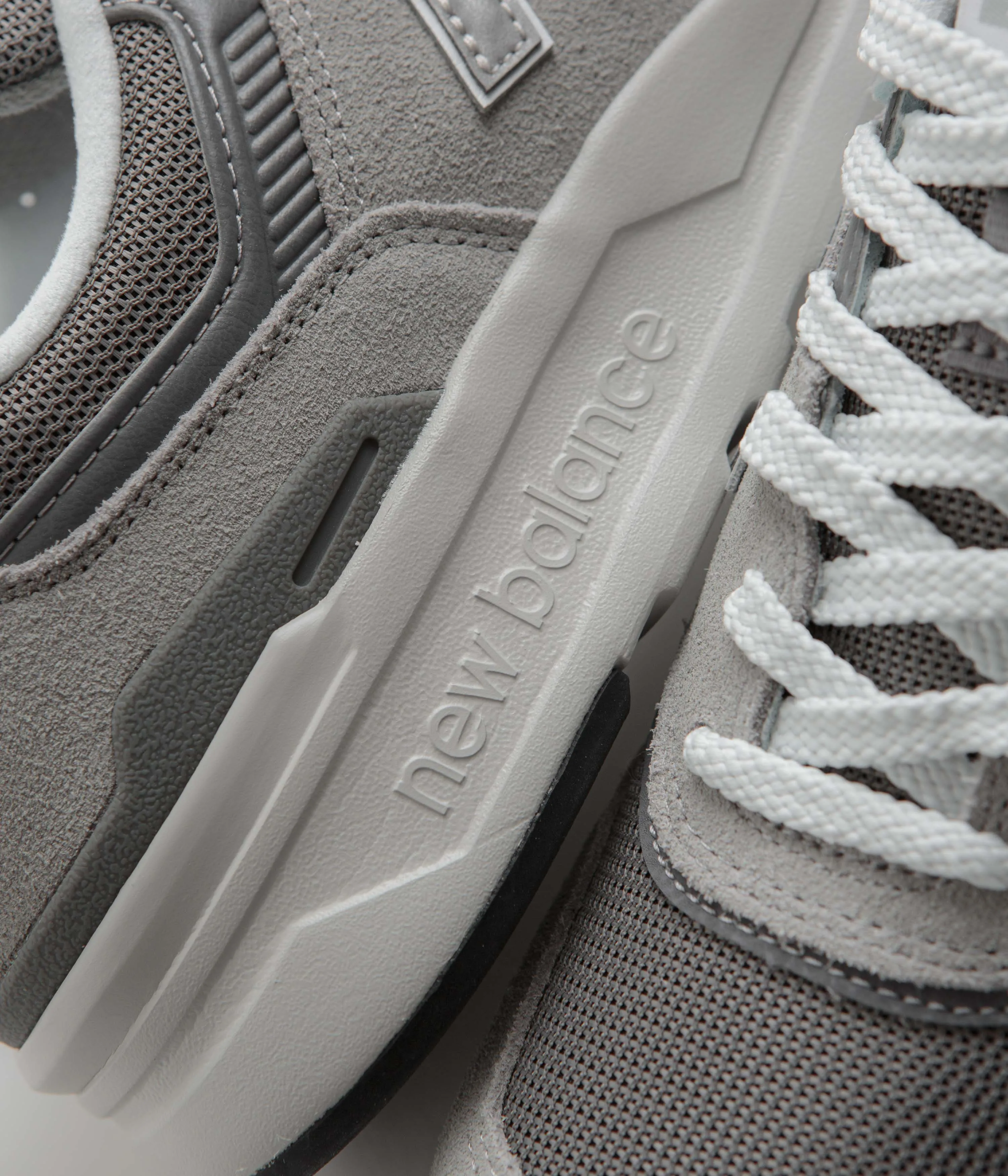 New Balance 997H Shoes - Marblehead / Silver