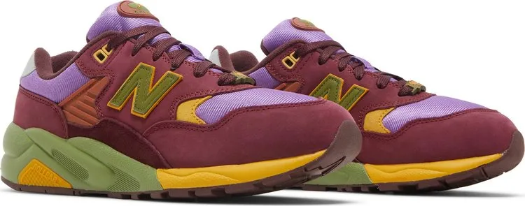 New Balance Stray Rats x 580 'Tribute to 2007 - Burgundy' Sneakers, Red