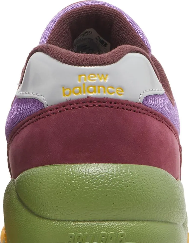 New Balance Stray Rats x 580 'Tribute to 2007 - Burgundy' Sneakers, Red