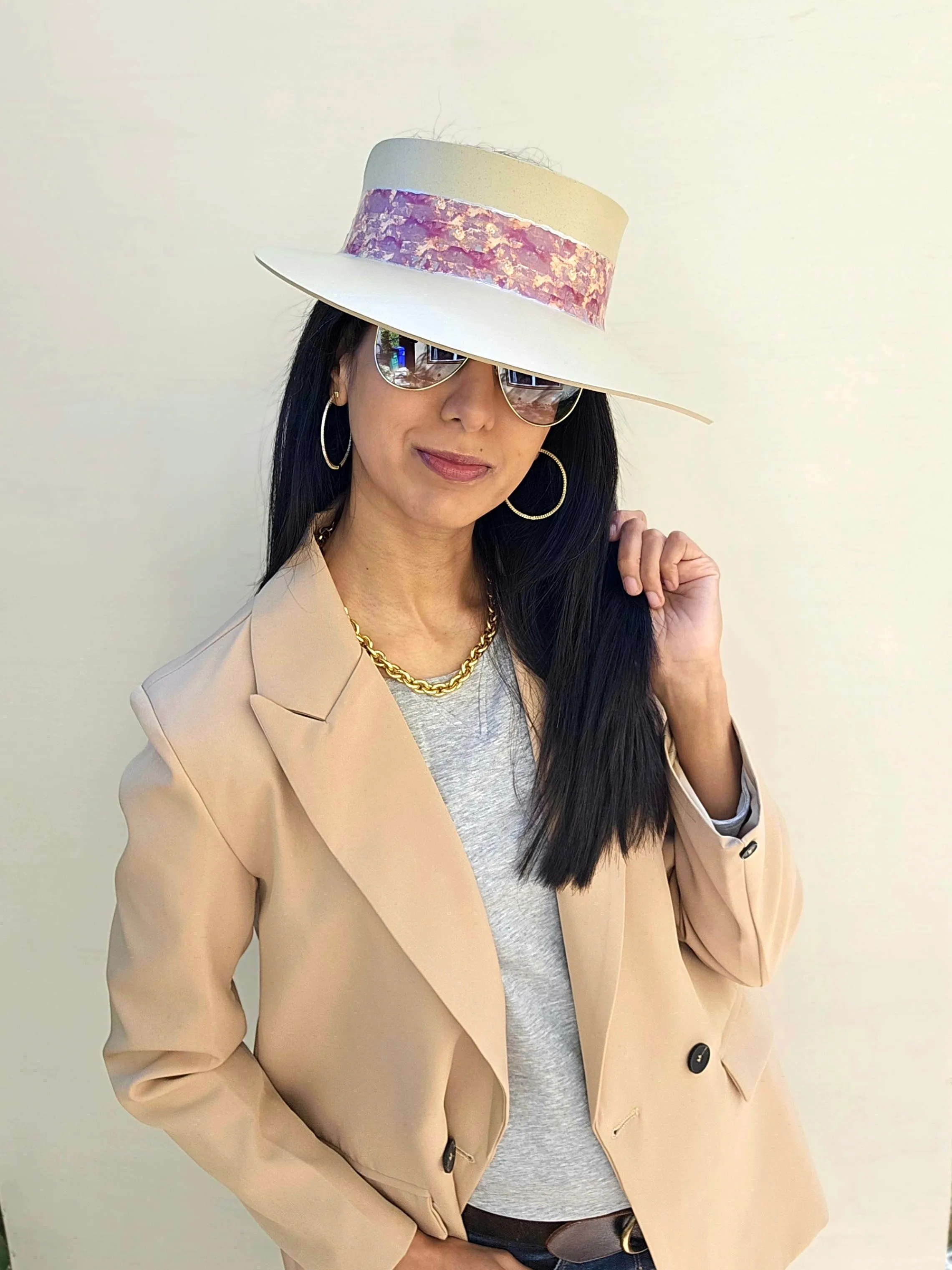 Tall Beige "LadyEVA" Visor Hat with Marbled Magenta, Purple, Pink Band