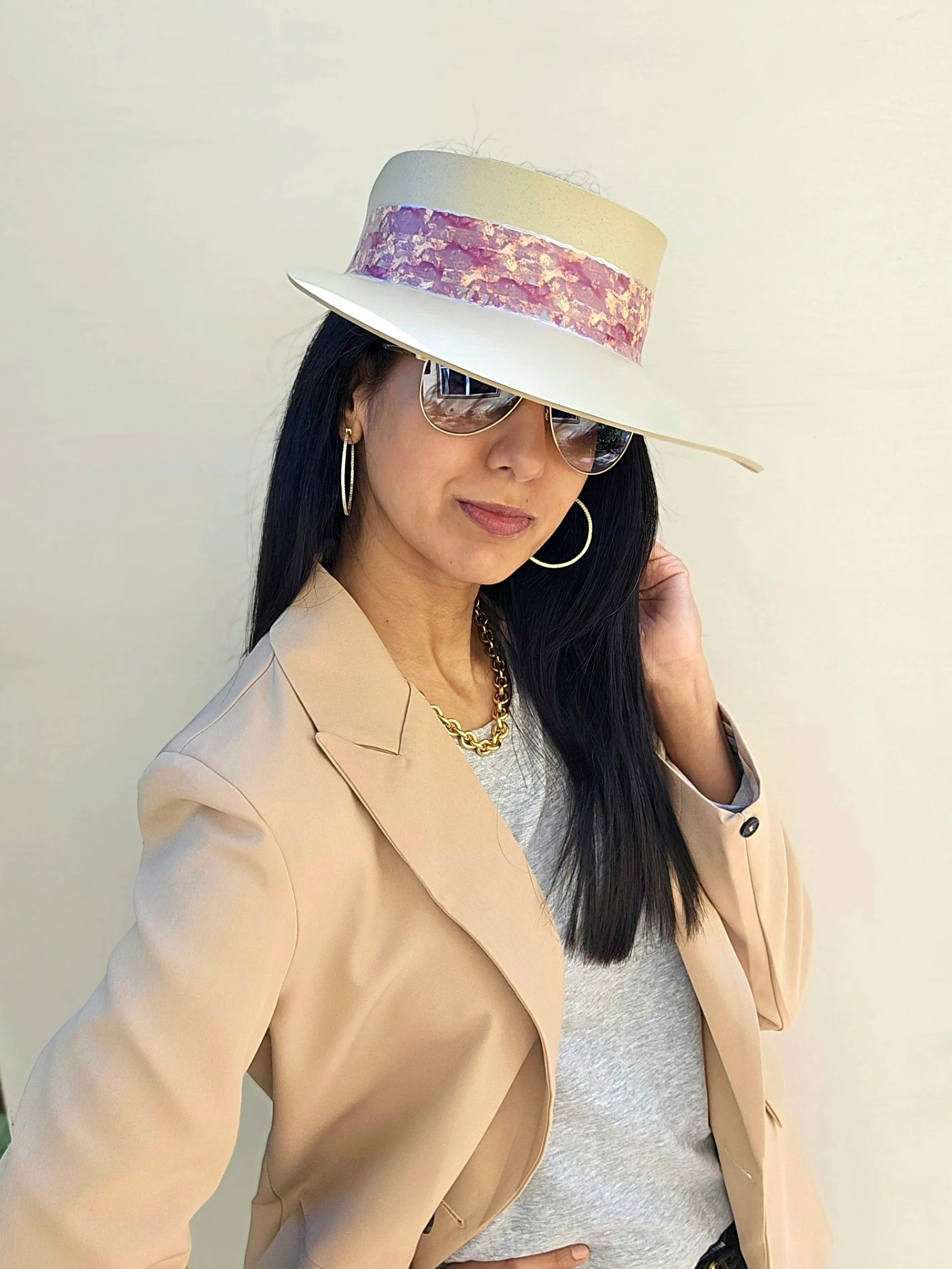 Tall Beige "LadyEVA" Visor Hat with Marbled Magenta, Purple, Pink Band